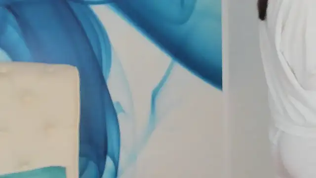 SkinnyDolly online show from March 31, 2:13 am