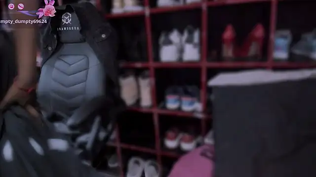 Indianbrownie online show from December 24, 12:55 am