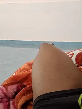 Snapshot of MrNick74 chatting on October 19, 9:10 am MrNick74 online show from October 19, 9:10 am