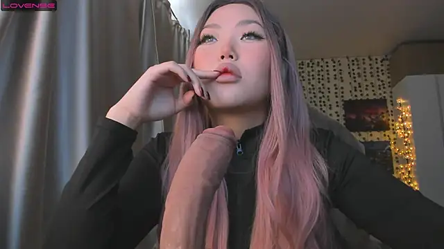 uko sa online show from January 8, 11:12 am