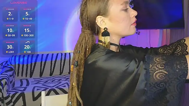 Snapshot of KellyFouler chatting on November 21, 2:38 pm KellyFouler online show from November 21, 2:38 pm