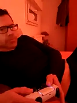 crems77 online show from April 12, 2:27 am