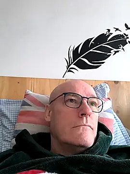 bogland33 online show from February 23, 11:00 am