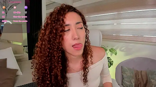 miss catalinaa online show from January 6, 12:31 pm