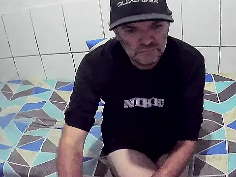 pierdona online show from October 14, 7:36 pm