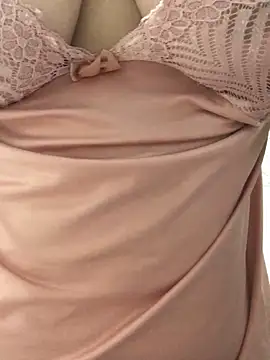 ahross online show from November 5, 9:31 am