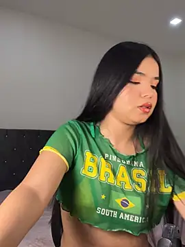 AuroraFiore online show from March 10, 3:00 am