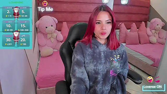 anna  duff online show from December 24, 4:00 am