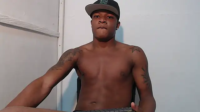 Snapshot of Alid_17 chatting on March 16, 3:06 pm Alid 17 online show from March 16, 3:06 pm