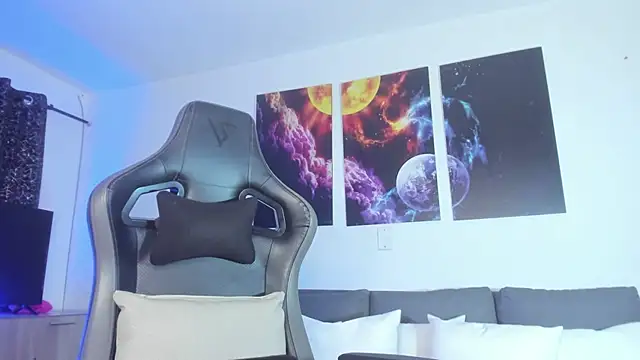 Lazy Blake online show from March 1, 7:19 am