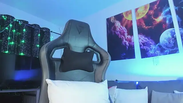 Lazy Blake online show from March 20, 10:32 am