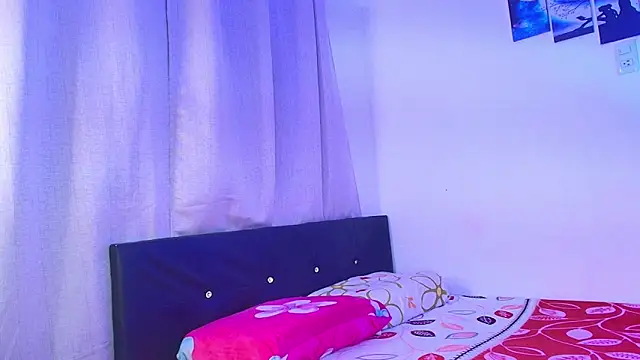 Lazy Blake online show from October 18, 5:32 am