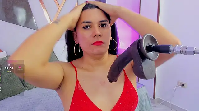 caroline jensen18 online show from September 28, 12:10 pm