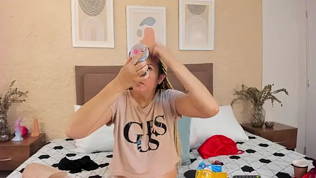 Snapshot of CarolinaGlamour chatting on October 11, 2:55 am CarolinaGlamour online show from October 11, 2:55 am