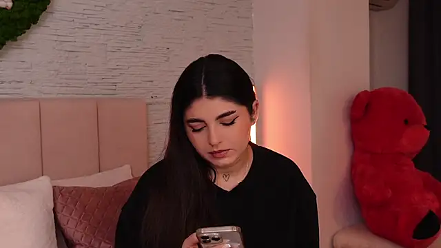 Snapshot of RachelSwaan chatting on December 21, 10:39 am RachelSwaan online show from December 21, 10:39 am