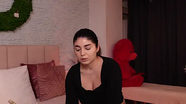 Snapshot of RachelSwaan chatting on February 24, 5:54 am RachelSwaan online show from February 24, 5:54 am