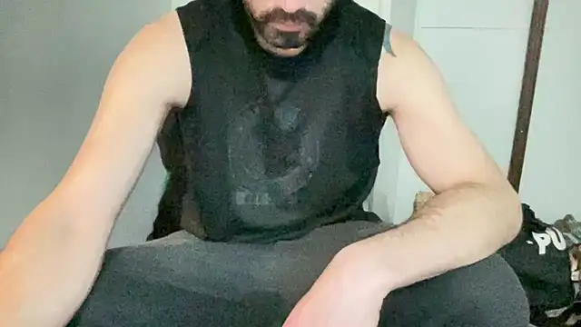 Snapshot of alphajoshkosh chatting on February 4, 5:46 am alphajoshkosh online show from February 4, 5:46 am