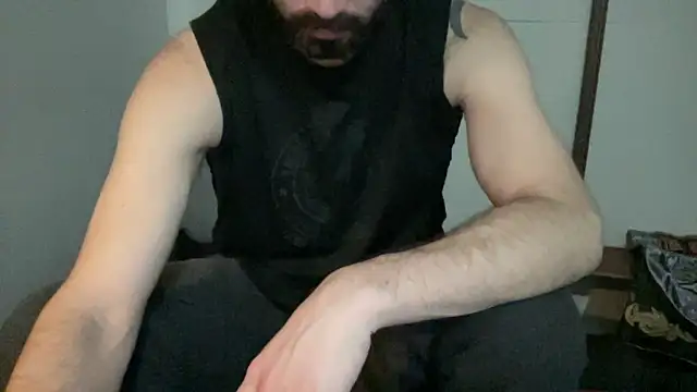 Snapshot of alphajoshkosh chatting on February 24, 12:41 am alphajoshkosh online show from February 24, 12:41 am