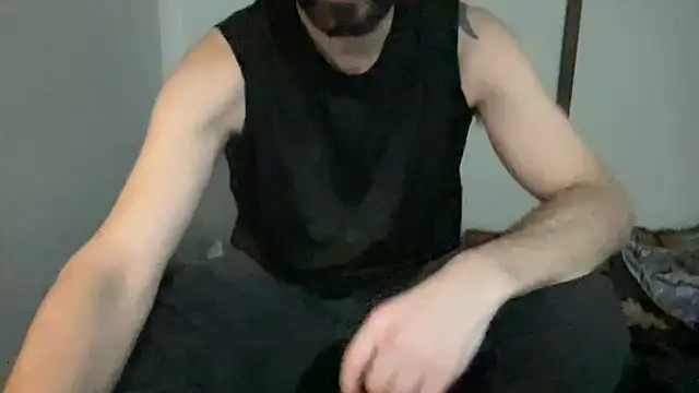 Snapshot of alphajoshkosh chatting on February 26, 12:53 am alphajoshkosh online show from February 26, 12:53 am