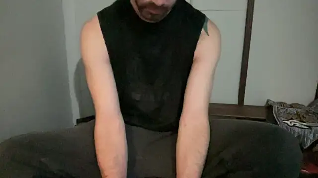 Snapshot of alphajoshkosh chatting on March 16, 6:17 am alphajoshkosh online show from March 16, 6:17 am