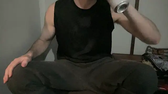 Snapshot of alphajoshkosh chatting on April 8, 12:10 am alphajoshkosh online show from April 8, 12:10 am