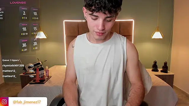 Snapshot of AlejooTwink chatting on July 8, 5:45 am AlejooTwink online show from July 8, 5:45 am