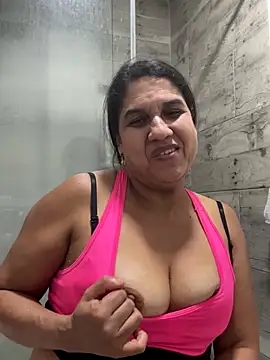 Snapshot of siri_duque chatting on November 4, 3:38 am siri duque online show from November 4, 3:38 am