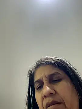 Snapshot of siri_duque chatting on November 19, 12:54 am siri duque online show from November 19, 12:54 am