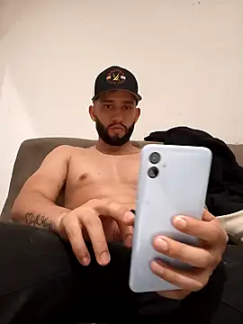 maxXximo777 online show from December 17, 5:18 am