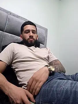 maxXximo777 online show from December 19, 2:12 am