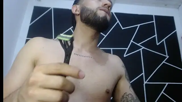 maxXximo777 online show from January 19, 11:43 pm