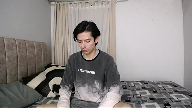 Yellowpokemon23 online show from September 13, 5:29 am