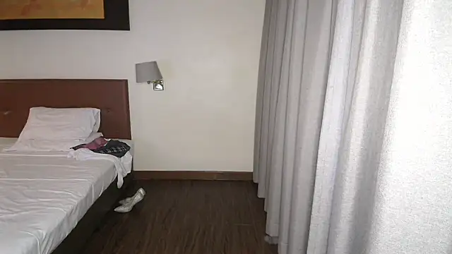 Snapshot of Reneta_Rebekka_Lopez chatting on March 8, 12:44 am Reneta Rebekka Lopez online show from March 8, 12:44 am