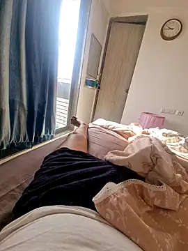 vivanpraj999 online show from September 19, 3:41 am