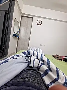 vivanpraj999 online show from November 8, 3:45 pm