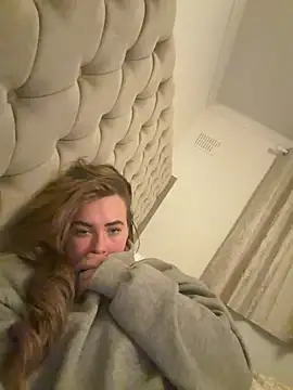 Mia MilesXXX online show from March 23, 4:49 am