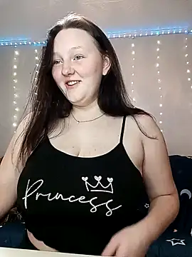 Snapshot of Aria__Dark chatting on December 4, 2:53 am Aria Dark online show from December 4, 2:53 am
