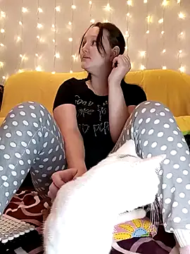Snapshot of Aria__Dark chatting on February 9, 1:11 am Aria Dark online show from February 9, 1:11 am