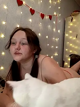 Snapshot of Aria__Dark chatting on March 4, 2:17 am Aria Dark online show from March 4, 2:17 am