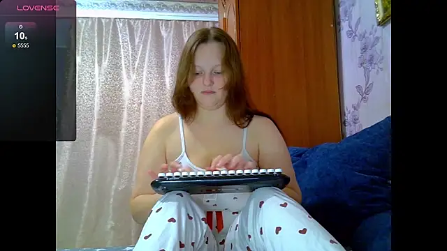 Snapshot of Aria__Dark chatting on September 12, 8:53 pm Aria Dark online show from September 12, 8:53 pm