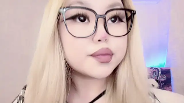 amelia sunlight online show from March 1, 12:17 am