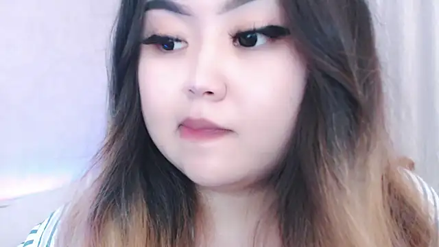 Snapshot of amelia_sunlight chatting on May 19, 4:35 pm amelia sunlight online show from May 19, 4:35 pm