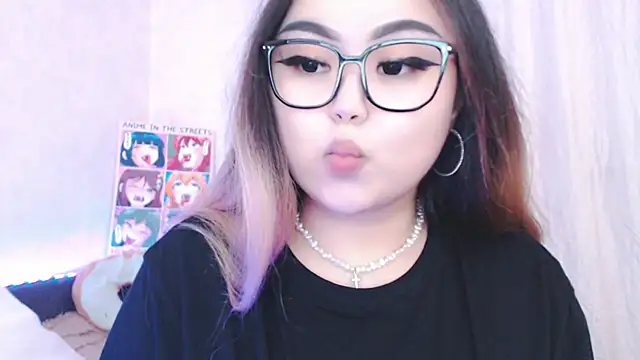 Snapshot of amelia_sunlight chatting on May 28, 3:31 pm amelia sunlight online show from May 28, 3:31 pm