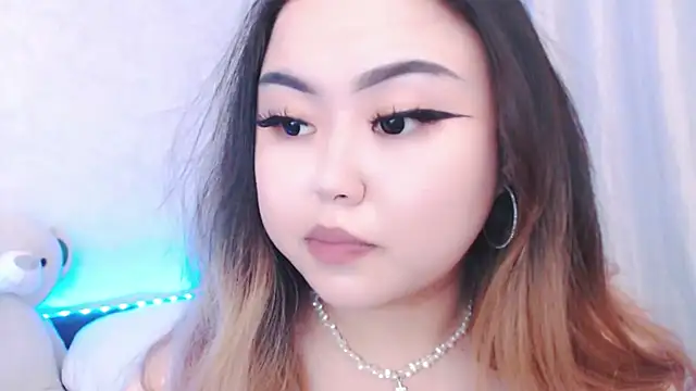 Snapshot of amelia_sunlight chatting on June 2, 7:05 pm amelia sunlight online show from June 2, 7:05 pm