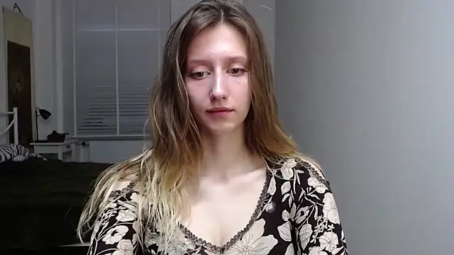 LUNA delight online show from October 22, 5:30 am