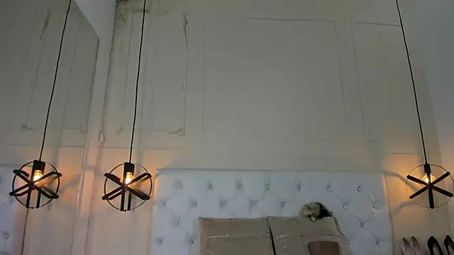 Snapshot of Slut_Milf_ chatting on January 13, 7:31 pm Slut Milf online show from January 13, 7:31 pm