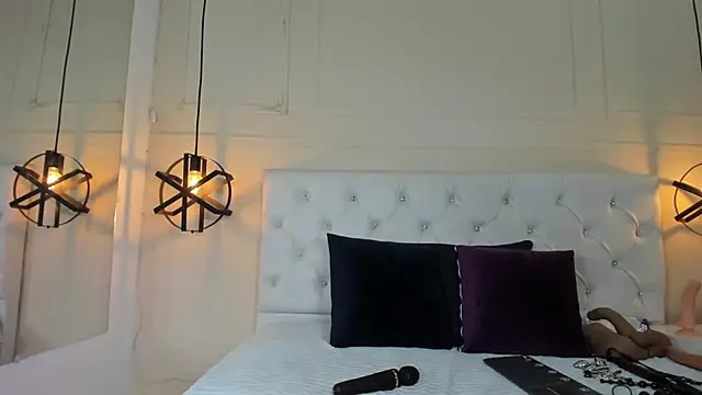Snapshot of Slut_Milf_ chatting on February 11, 7:38 pm Slut Milf online show from February 11, 7:38 pm