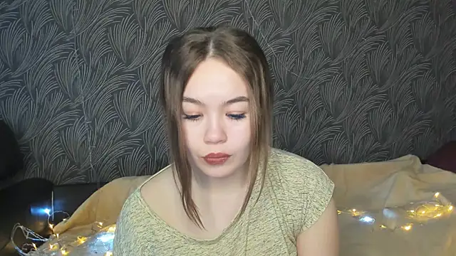 Snapshot of Sara_Kox chatting on December 4, 12:25 pm Sara Kox online show from December 4, 12:25 pm