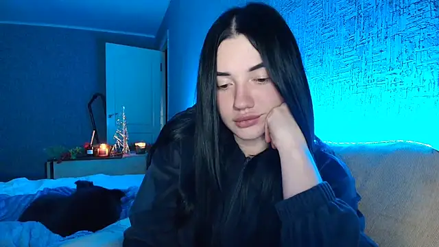 Snapshot of Liana_diva chatting on December 3, 8:29 pm Liana diva online show from December 3, 8:29 pm