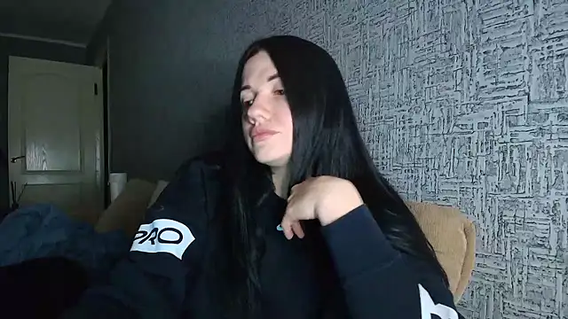 Snapshot of Liana_diva chatting on January 12, 4:23 pm Liana diva online show from January 12, 4:23 pm